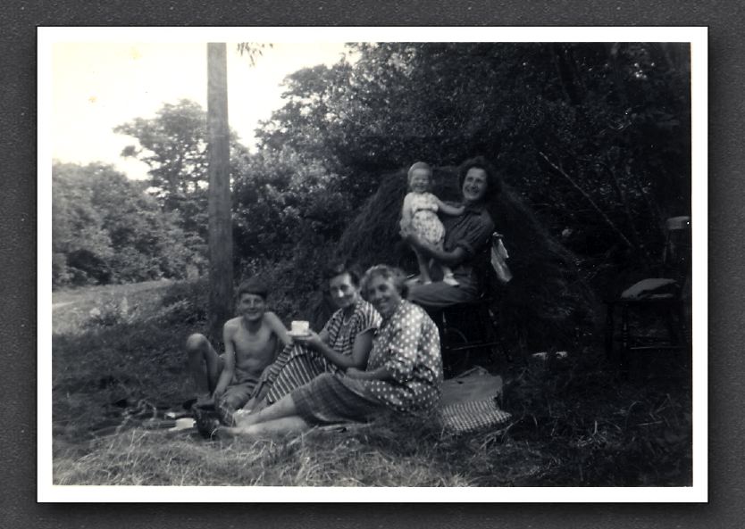 Knowles Family on Grass Watersmeet Aug 1957