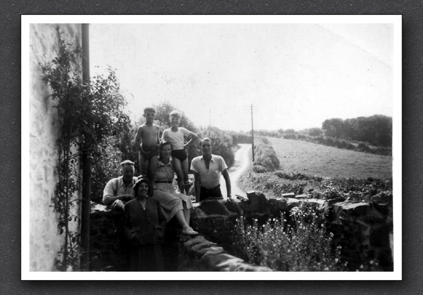 Knowles & Gardners Watersmeet 1952